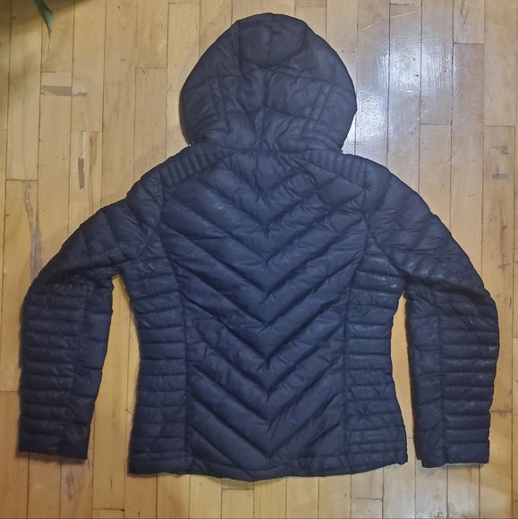 Michael Kors Packable Down Fill Jacket - Picture 5 of 5